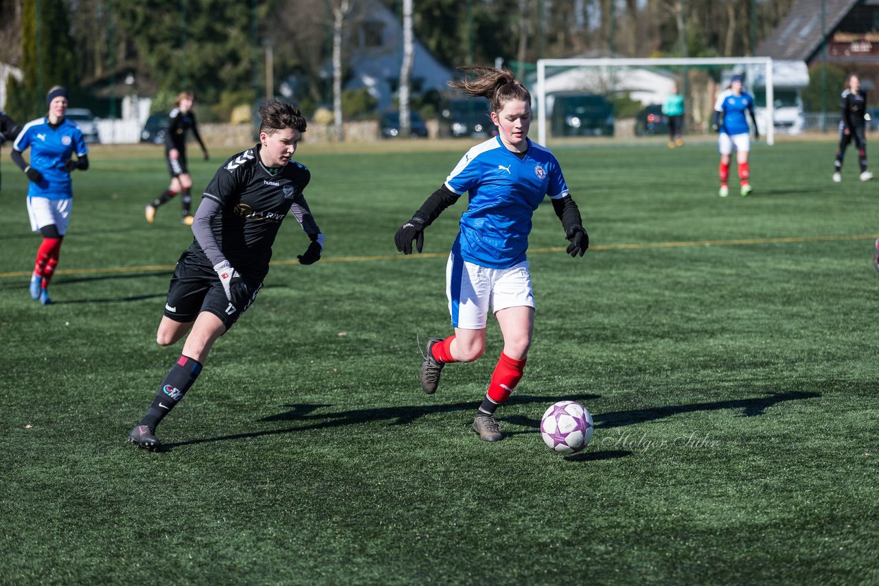 Bild 247 - B-Juniorinnen Halbfinale SVHU - Holstein Kiel : Ergebnis: 3:0